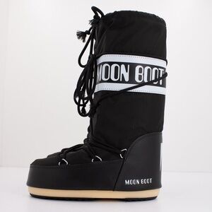 MOON BOOT Icon Water Resistant Boots 10-11.5 Women's / Men's 9-10.5 / 42-44 EU